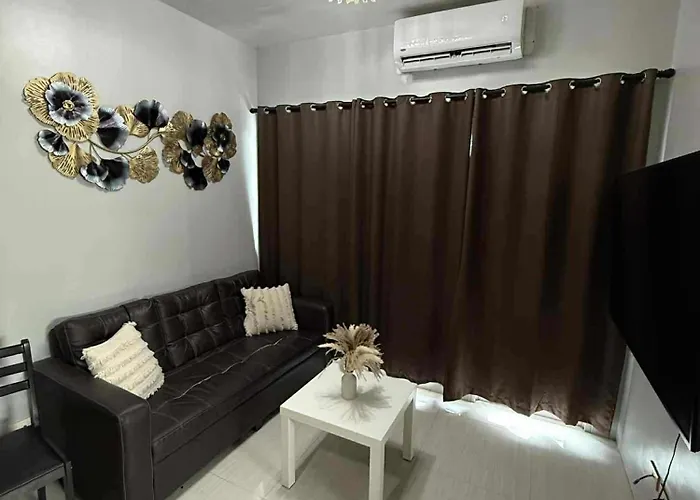 2 Bedroom Sea Residences Moa Apartahotel *